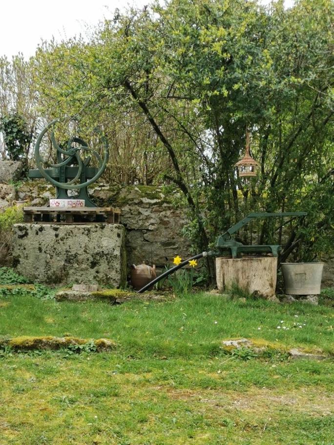 Villa Chez Norbert Quarré-les-Tombes Esterno foto